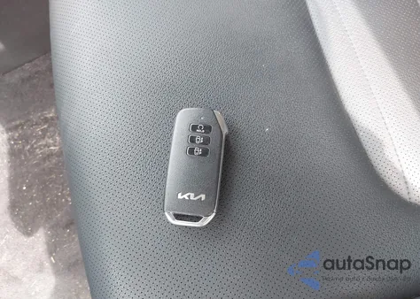 2025 Kia Sportage Hybrid Sx-Prestige z USA, uszkodzony, nr VIN KNDPXCDG9S7206026